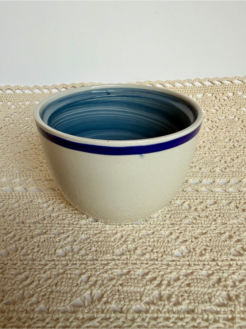 Gibson Everyday Casa Azul Blue Stoneware Bowl Blue Swirl Interior 5”